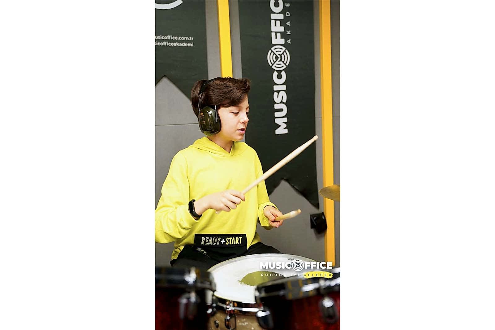 eskişehir musicoffice bateri eğitimi görseli 3