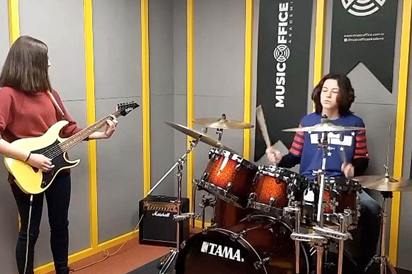 eskişehir musicoffice elektro gitar eğitimi görseli 1